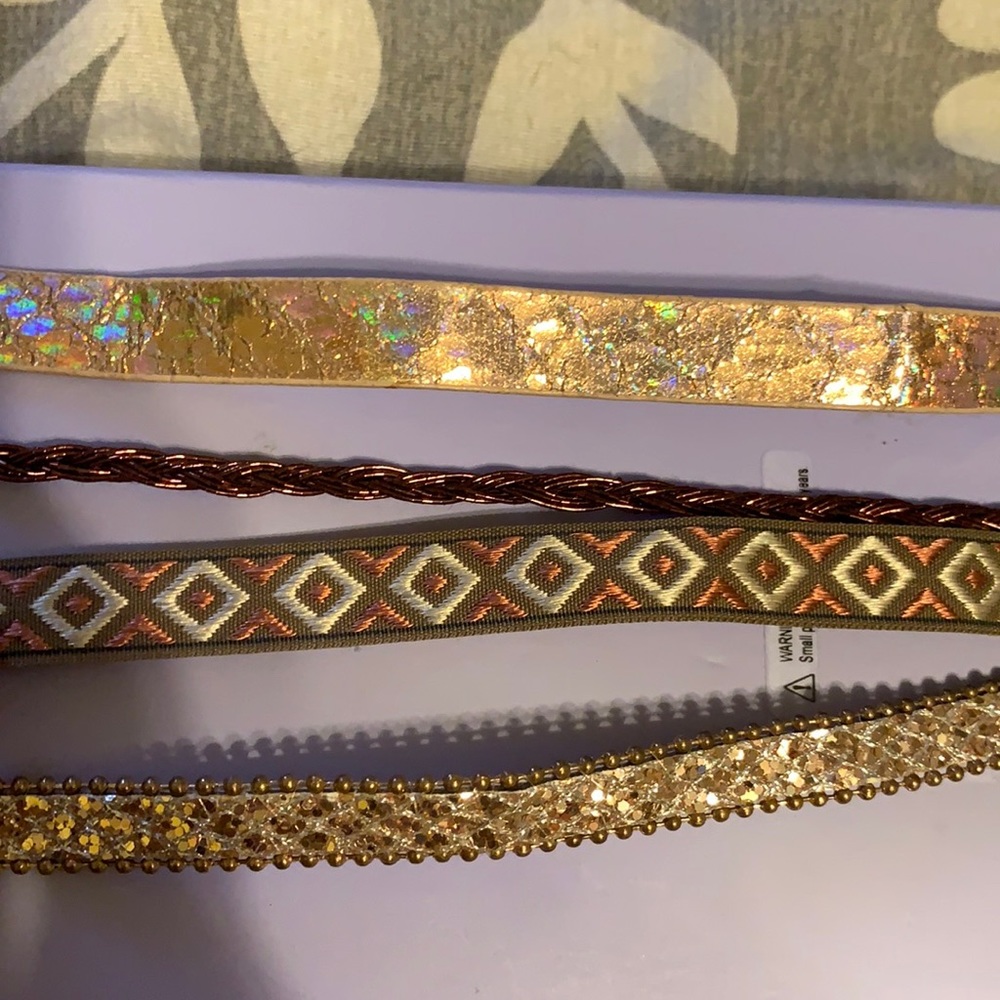 4 Chokers